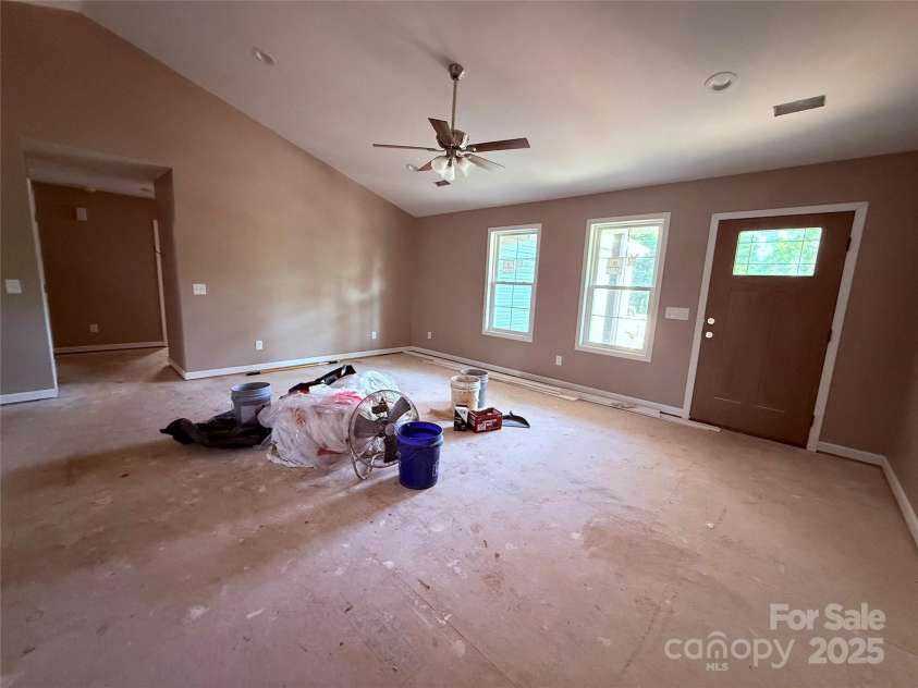 105 Elk Creek Lane, Hudson, NC 28638.  MLS# CAR4274367, YatesRealty ID 22349. 