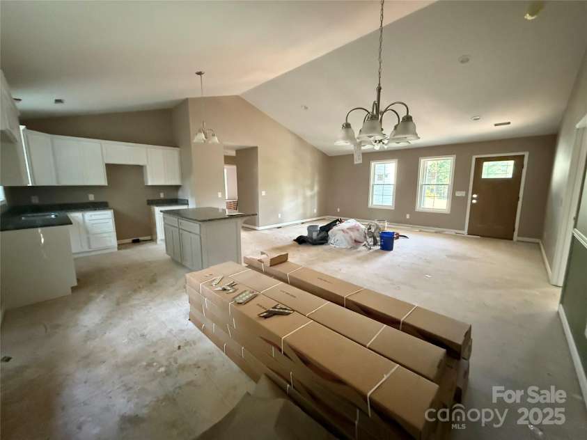 105 Elk Creek Lane, Hudson, NC 28638.  MLS# CAR4274367, YatesRealty ID 22349. 