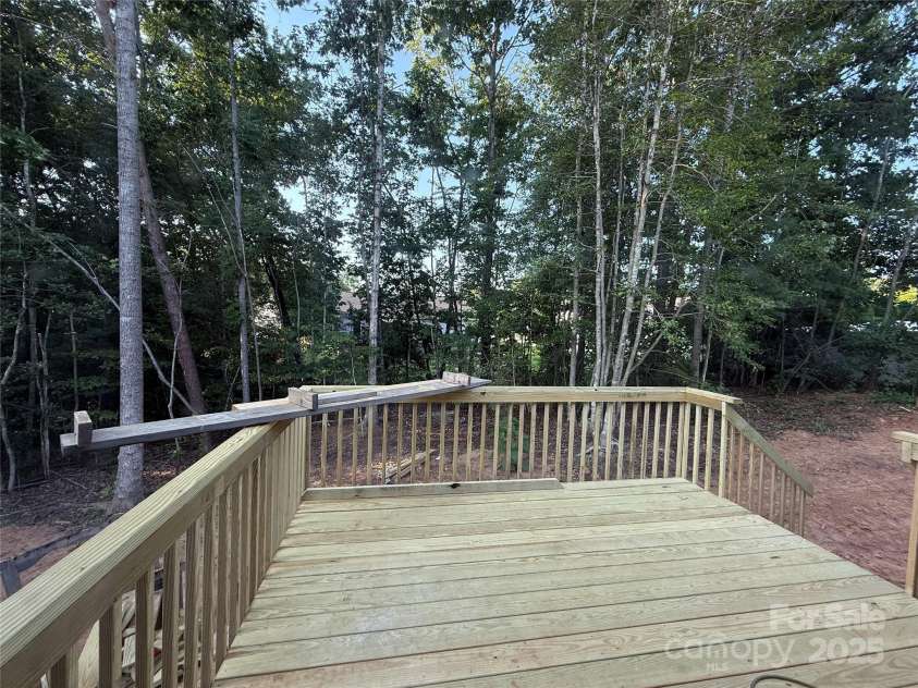 105 Elk Creek Lane, Hudson, NC 28638.  MLS# CAR4274367, YatesRealty ID 22349. 