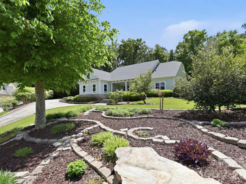 836 Creek Bluff Road, Rock Hill, SC 29732.  MLS# CAR4372783, YatesRealty ID 22349. 