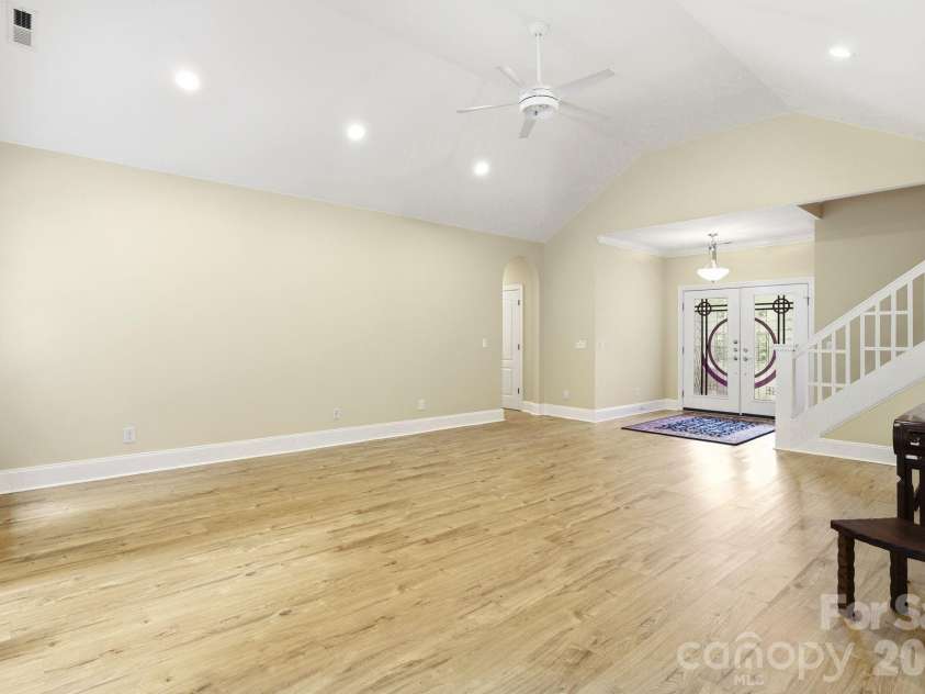 836 Creek Bluff Road, Rock Hill, SC 29732.  MLS# CAR4372783, YatesRealty ID 22349. 