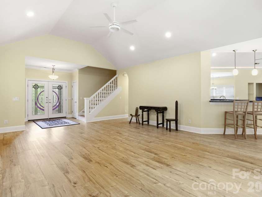 836 Creek Bluff Road, Rock Hill, SC 29732.  MLS# CAR4372783, YatesRealty ID 22349. 