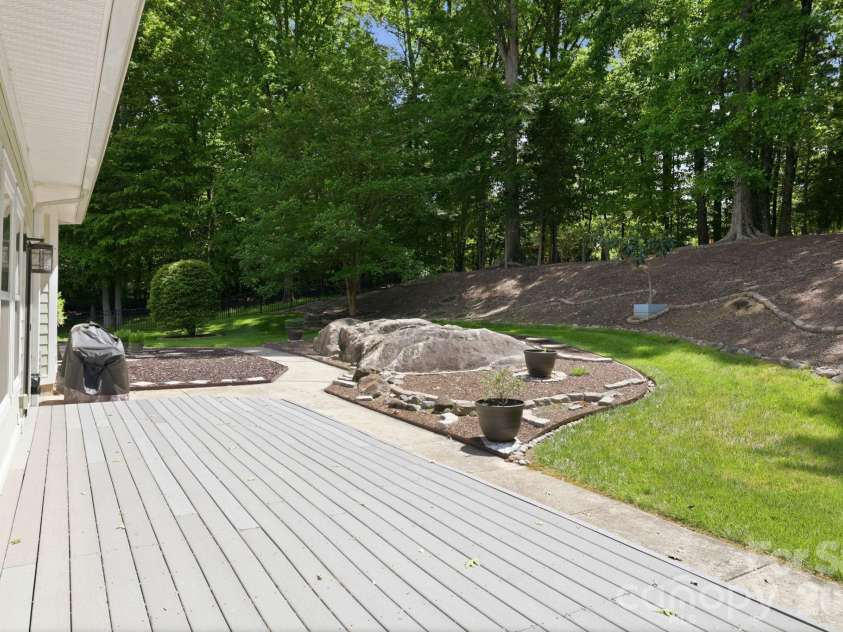 836 Creek Bluff Road, Rock Hill, SC 29732.  MLS# CAR4372783, YatesRealty ID 22349. 