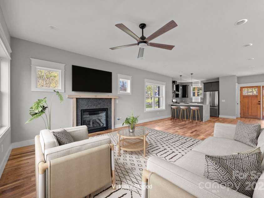 64 Pinedale Road, Asheville, NC 28805.  MLS# CAR4210375, YatesRealty ID 2235. 