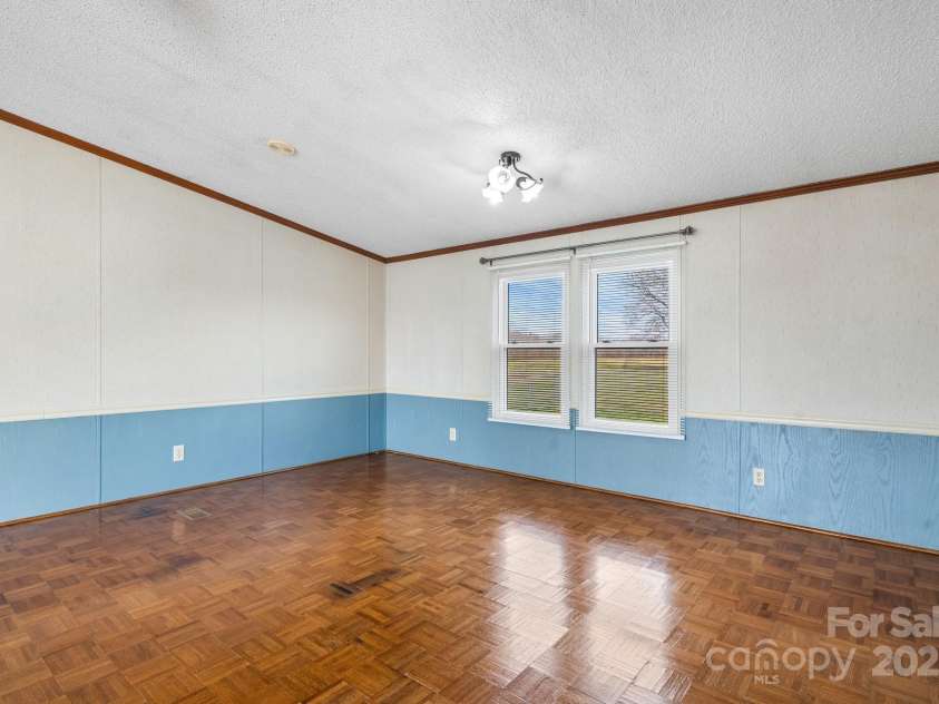 760 Tomlin Mill Road, Statesville, NC 28625.  MLS# CAR4219402, YatesRealty ID 2235. 