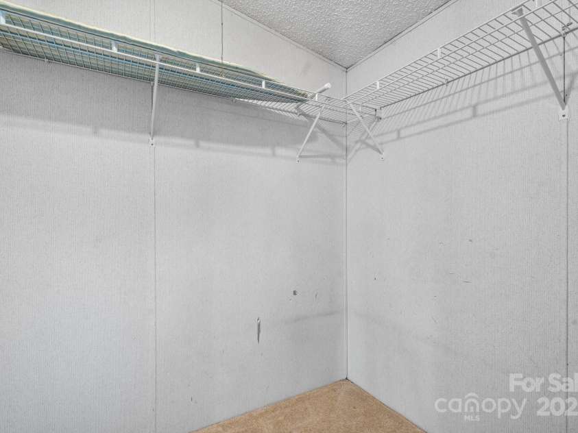 760 Tomlin Mill Road, Statesville, NC 28625.  MLS# CAR4219402, YatesRealty ID 2235. 