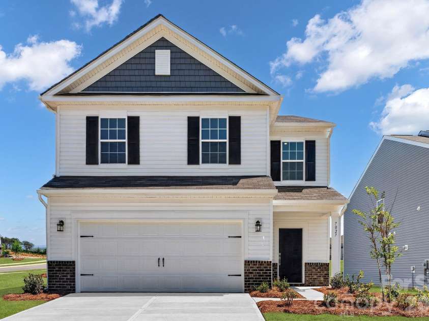 7027 Juneberry Way, Maiden, NC 28650.  MLS# CAR4369749, YatesRealty ID 22350. 