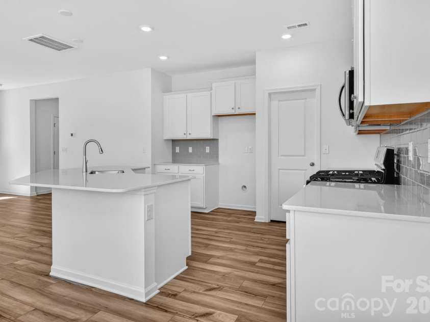 7027 Juneberry Way, Maiden, NC 28650.  MLS# CAR4369749, YatesRealty ID 22350. 