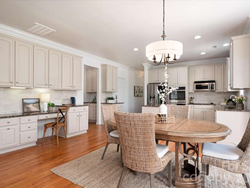 2003 Ptarmigan Court, Waxhaw, NC 28173.  MLS# CAR4405816, YatesRealty ID 22351. 