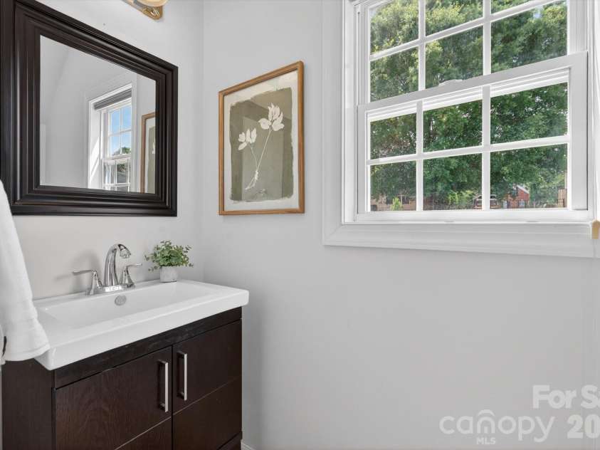2003 Ptarmigan Court, Waxhaw, NC 28173.  MLS# CAR4405816, YatesRealty ID 22351. 