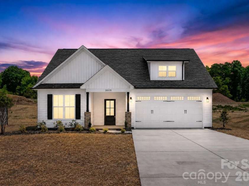 1008 Speight Road, Albemarle, NC 28001.  MLS# CAR4377011, YatesRealty ID 22352. 