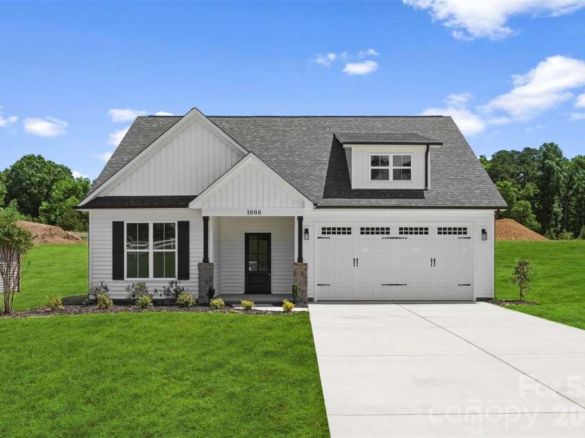 1008 Speight Road, Albemarle, NC 28001.  MLS# CAR4377011, YatesRealty ID 22352. 