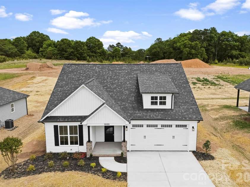 1008 Speight Road, Albemarle, NC 28001.  MLS# CAR4377011, YatesRealty ID 22352. 