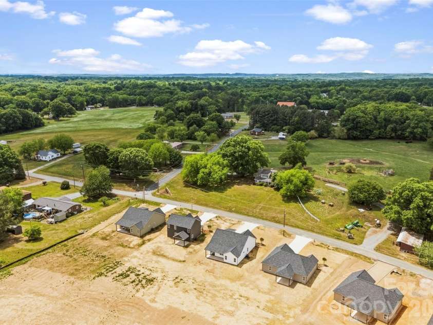 1008 Speight Road, Albemarle, NC 28001.  MLS# CAR4377011, YatesRealty ID 22352. 