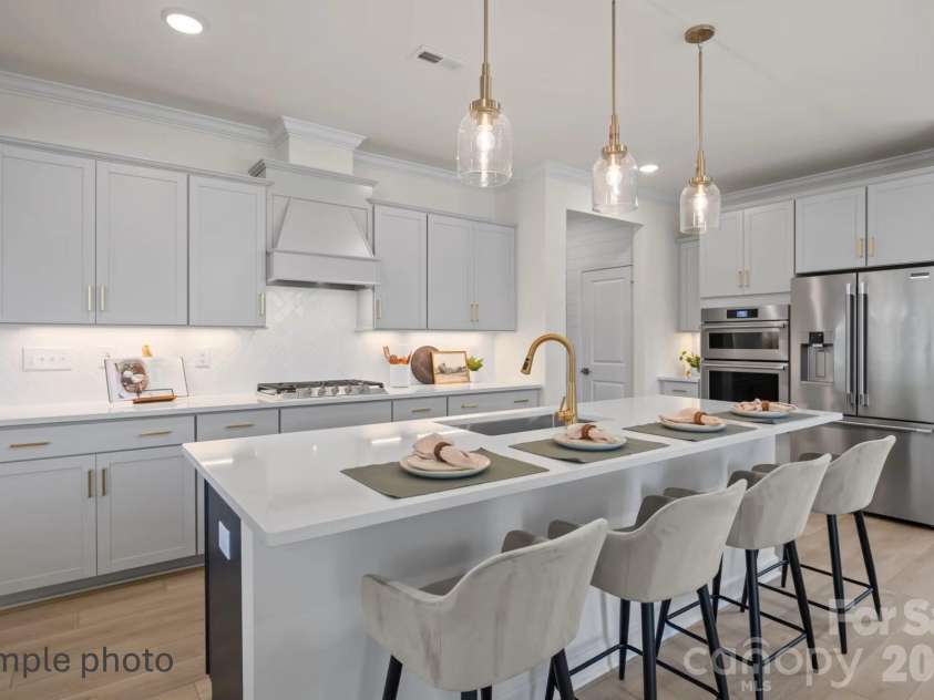 2933 audubon Ridge, Belmont, NC 28012.  MLS# CAR4377350, YatesRealty ID 22353. Beech Kitchen sample photo