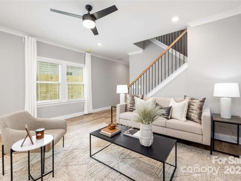 2003 Ashley Road, Charlotte, NC 28208.  MLS# CAR4269195, YatesRealty ID 22354. 