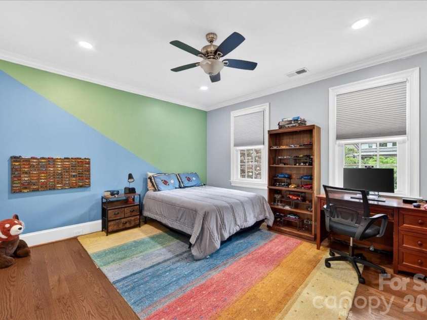 2135 Sharon Avenue, Charlotte, NC 28211.  MLS# CAR4353915, YatesRealty ID 22356. 