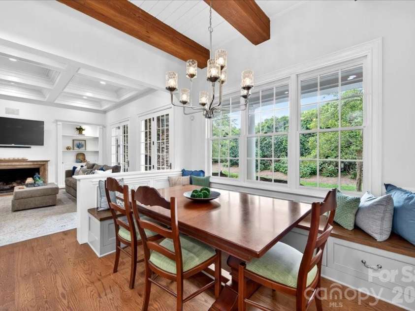 2135 Sharon Avenue, Charlotte, NC 28211.  MLS# CAR4353915, YatesRealty ID 22356. Breakfast