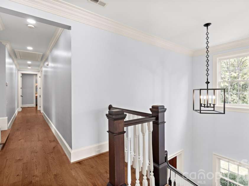 2135 Sharon Avenue, Charlotte, NC 28211.  MLS# CAR4414349, YatesRealty ID 22356. 
