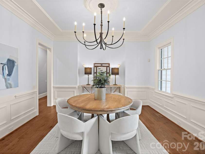2135 Sharon Avenue, Charlotte, NC 28211.  MLS# CAR4414349, YatesRealty ID 22356. Formal Dining Room