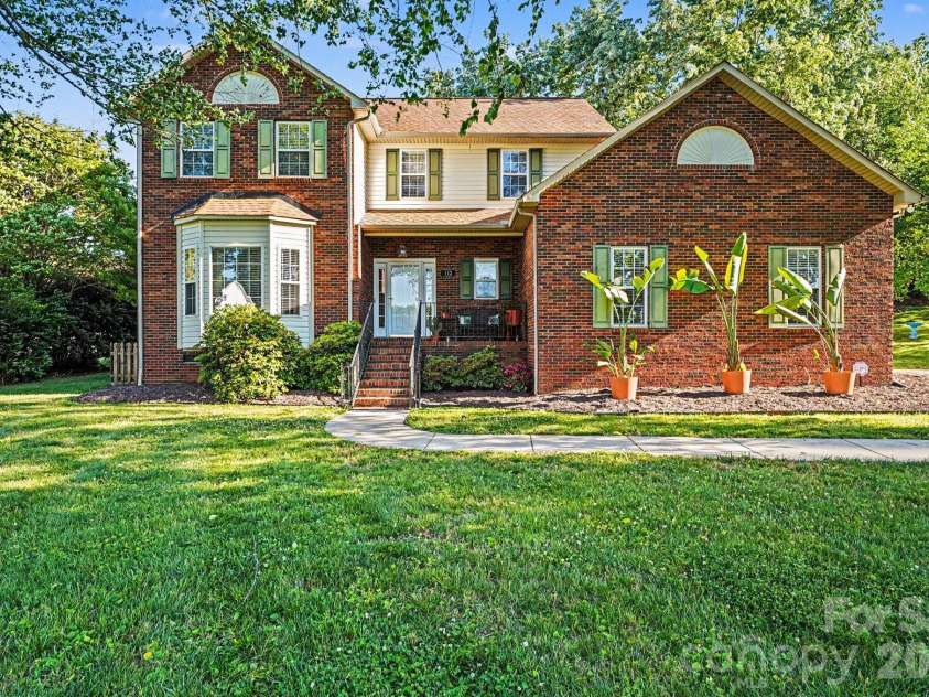 113 Browns Farm Road, Salisbury, NC 28147.  MLS# CAR4380259, YatesRealty ID 22357. 