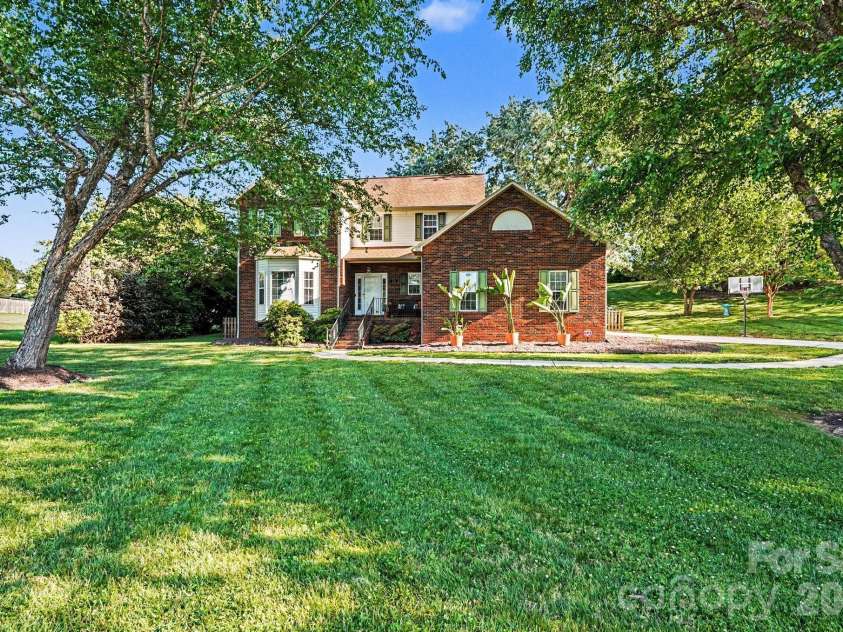 113 Browns Farm Road, Salisbury, NC 28147.  MLS# CAR4380259, YatesRealty ID 22357. 