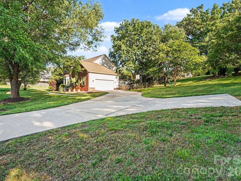 113 Browns Farm Road, Salisbury, NC 28147.  MLS# CAR4380259, YatesRealty ID 22357. 