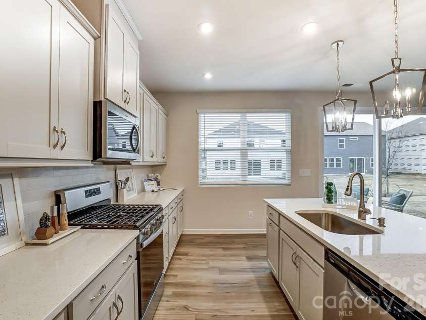 1601 Honey Trail, Monroe, NC 28112.  MLS# CAR4382085, YatesRealty ID 22358. Kitchen