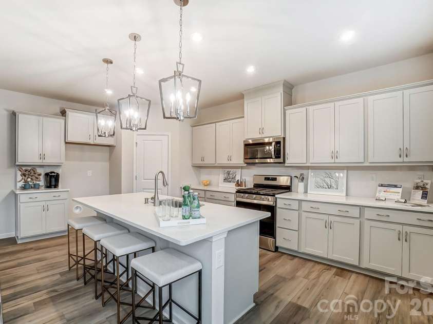 1601 Honey Trail, Monroe, NC 28112.  MLS# CAR4382085, YatesRealty ID 22358. Kitchen