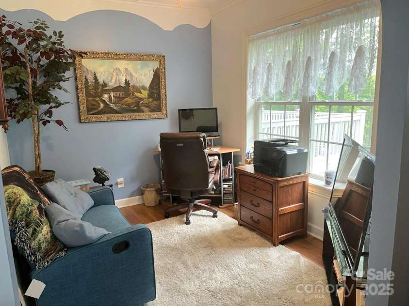 526 Grand Oaks Drive, Hendersonville, NC 28792.  MLS# CAR4239687, YatesRealty ID 22359. 