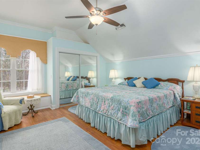 526 Grand Oaks Drive, Hendersonville, NC 28792.  MLS# CAR4239687, YatesRealty ID 22359. Upstairs a Large King Size Bedroom w Lots of Storage