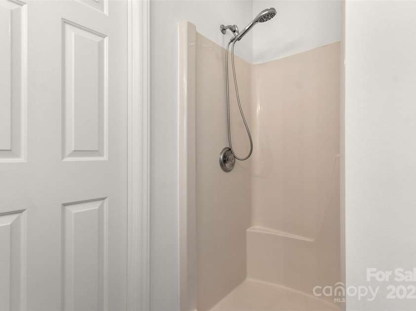7121 Lanark Court, Charlotte, NC 28217.  MLS# CAR4232257, YatesRealty ID 2236. 