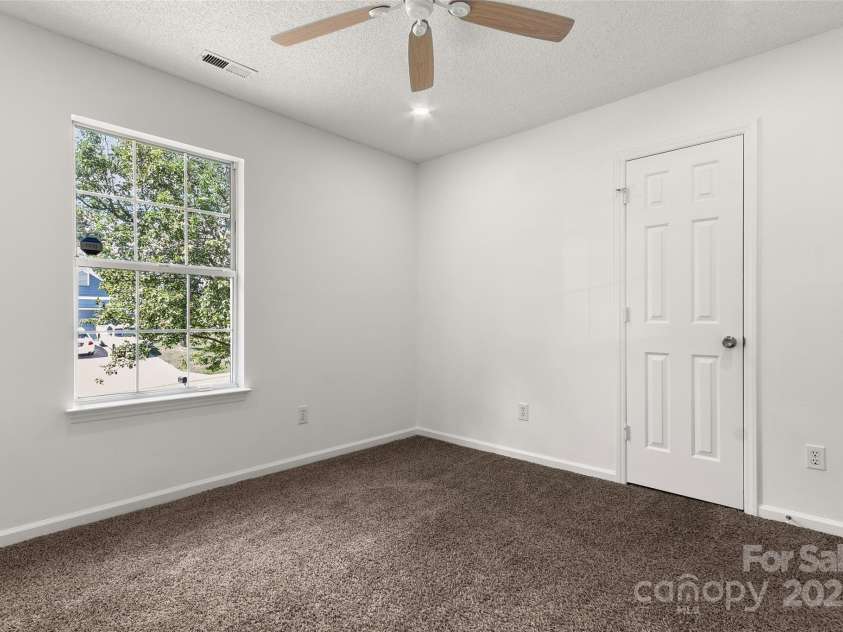 7121 Lanark Court, Charlotte, NC 28217.  MLS# CAR4232257, YatesRealty ID 2236. 