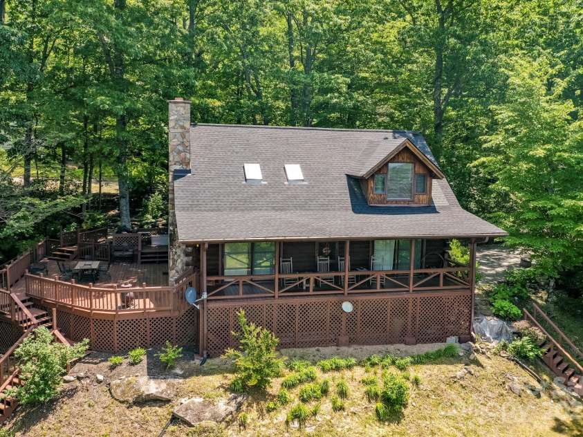282 H and H Trail, Black Mountain, NC 28711.  MLS# CAR4267235, YatesRealty ID 22360. 