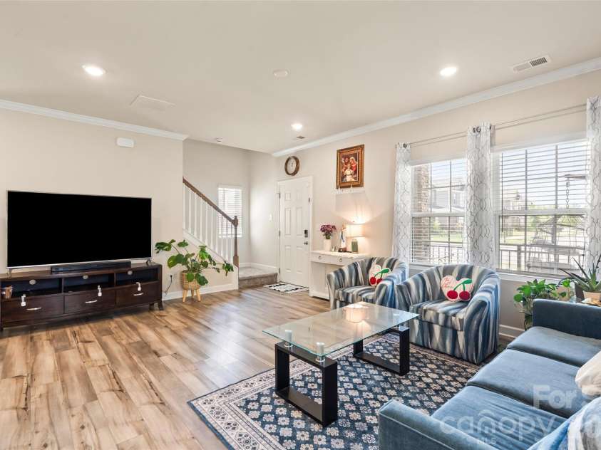 613 Cedar Knoll Circle, Pineville, NC 28134.  MLS# CAR4358850, YatesRealty ID 22360. 