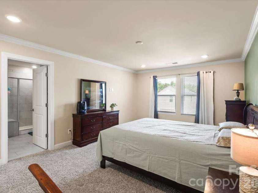 613 Cedar Knoll Circle, Pineville, NC 28134.  MLS# CAR4412265, YatesRealty ID 22360. 
