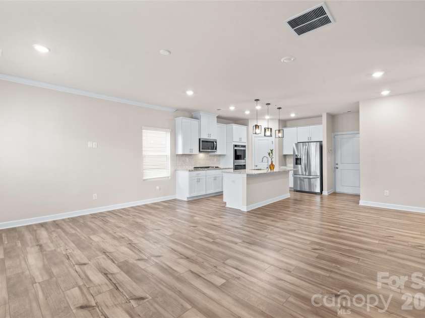 613 Cedar Knoll Circle, Pineville, NC 28134.  MLS# CAR4424721, YatesRealty ID 22360. 