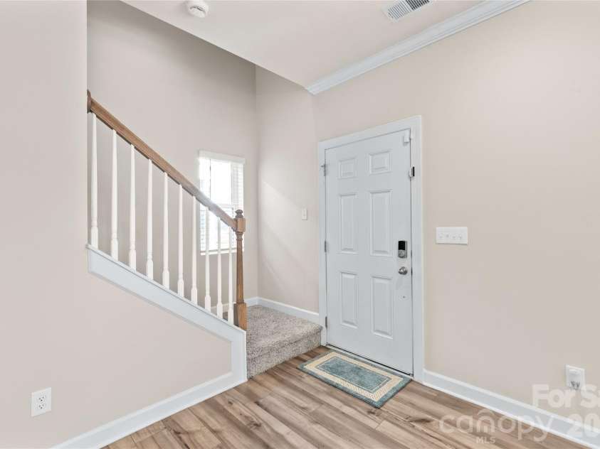 613 Cedar Knoll Circle, Pineville, NC 28134.  MLS# CAR4424721, YatesRealty ID 22360. 