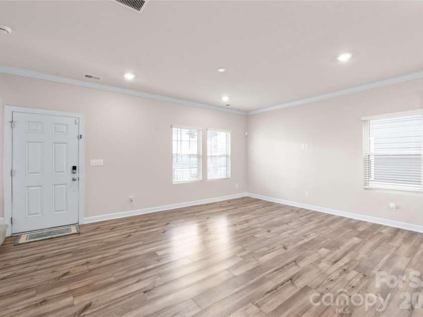 613 Cedar Knoll Circle, Pineville, NC 28134.  MLS# CAR4424721, YatesRealty ID 22360. 