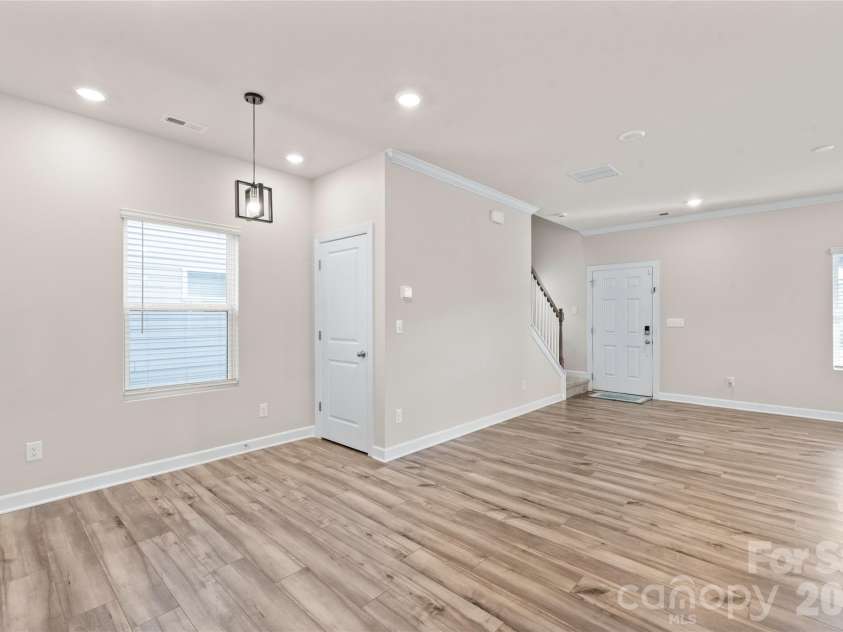 613 Cedar Knoll Circle, Pineville, NC 28134.  MLS# CAR4424721, YatesRealty ID 22360. 
