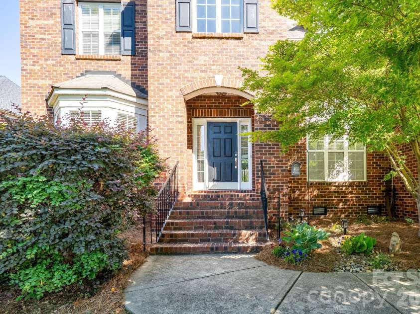 660 Vega Street, Concord, NC 28027.  MLS# CAR4381255, YatesRealty ID 22361. 