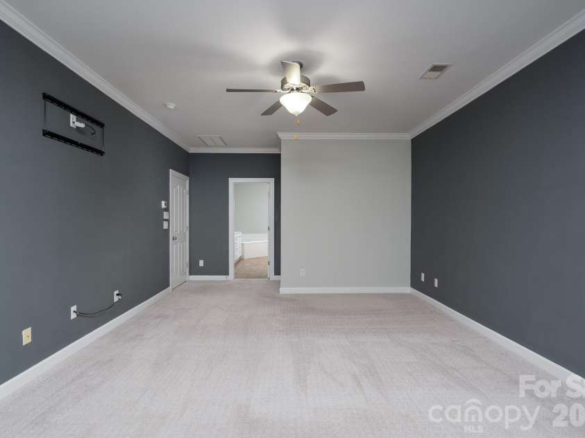 660 Vega Street, Concord, NC 28027.  MLS# CAR4381255, YatesRealty ID 22361. 