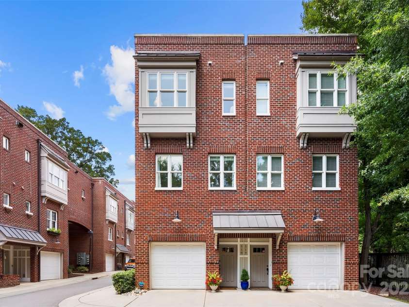 106 Laurel Avenue, Charlotte, NC 28207.  MLS# CAR4274415, YatesRealty ID 22362. 