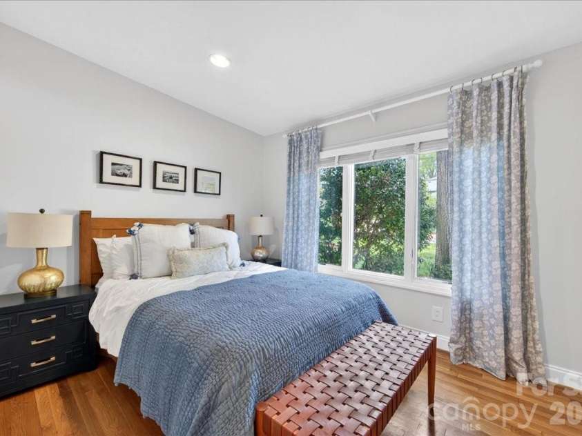3209 Fairfax Drive, Charlotte, NC 28209.  MLS# CAR4380580, YatesRealty ID 22362. 