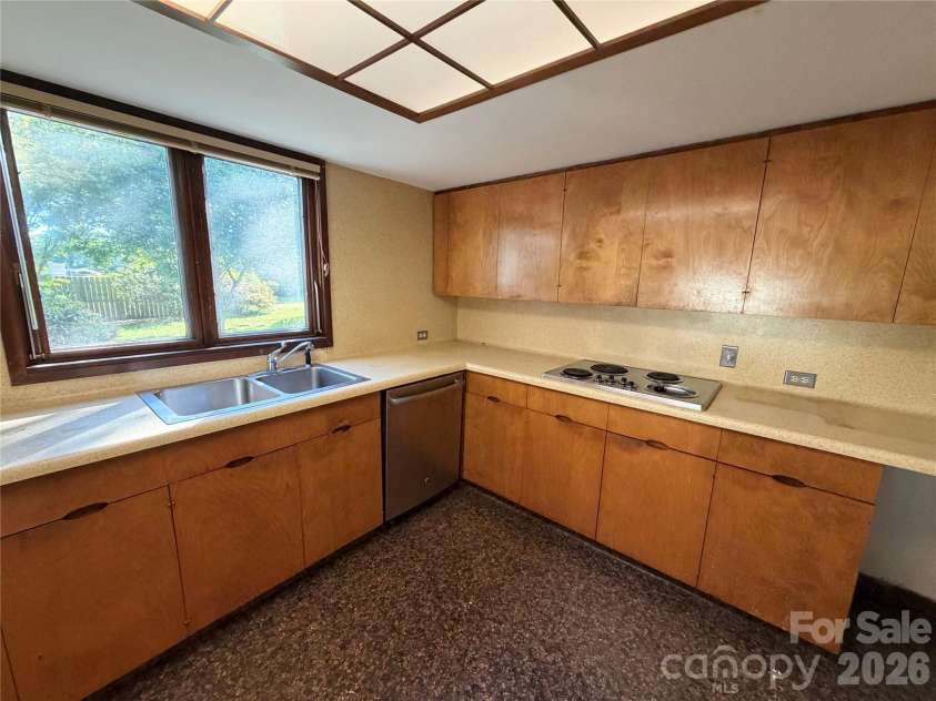 2842 Dogwood Drive, Claremont, NC 28610.  MLS# CAR4372267, YatesRealty ID 22363. 