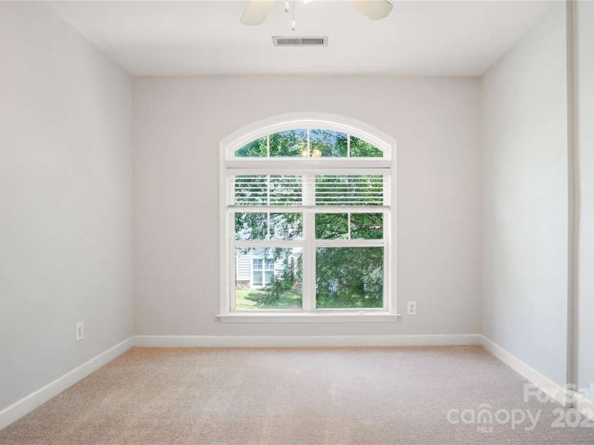 11021 Dundarrach Lane, Charlotte, NC 28277.  MLS# CAR4273244, YatesRealty ID 22364. 