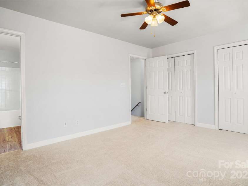 11021 Dundarrach Lane, Charlotte, NC 28277.  MLS# CAR4273244, YatesRealty ID 22364. Primary Bedroom