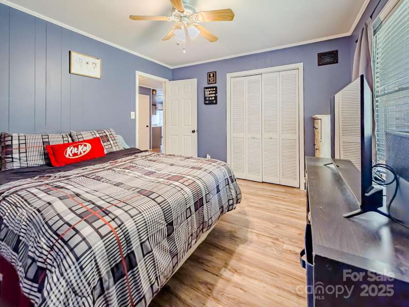 206 Logan Drive, Blacksburg, SC 29702.  MLS# CAR4264068, YatesRealty ID 22365. 