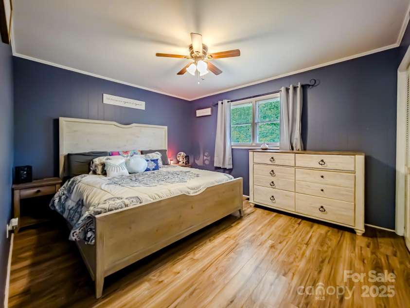 206 Logan Drive, Blacksburg, SC 29702.  MLS# CAR4264068, YatesRealty ID 22365. 