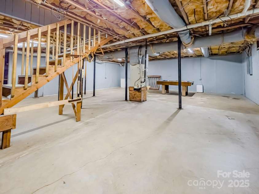 206 Logan Drive, Blacksburg, SC 29702.  MLS# CAR4264068, YatesRealty ID 22365. 